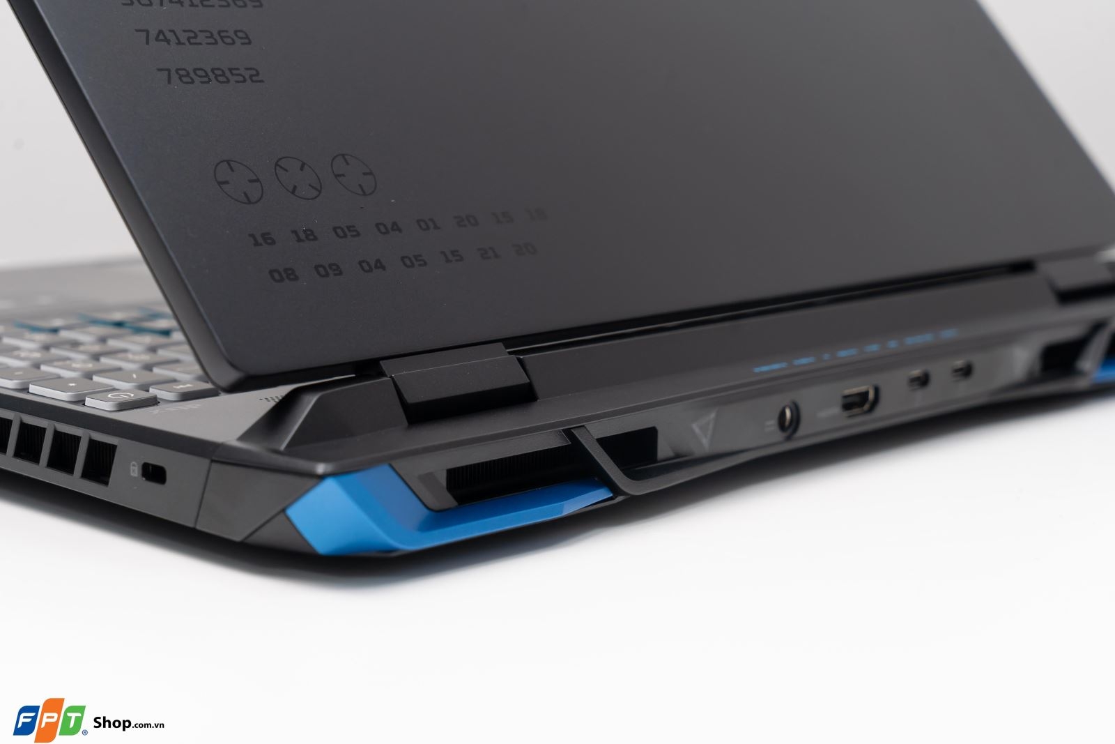 Acer Predator Helios Neo 16