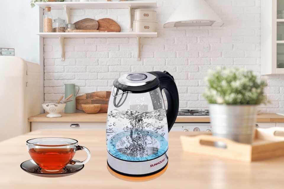 Ấm siêu tốc thủy tinh có tốt không?