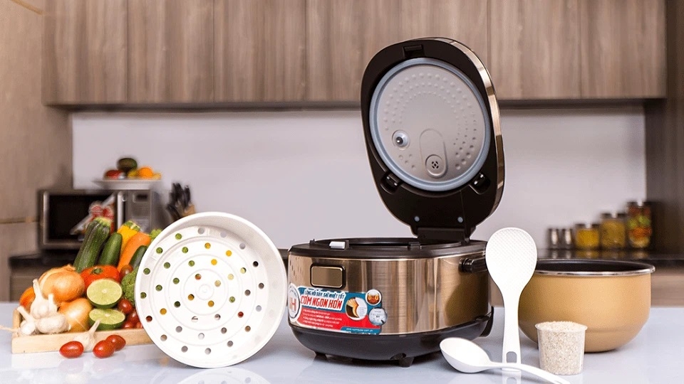 Nồi cơm điện có chức năng nấu gạo lứt Sunhouse Mama SHD8955