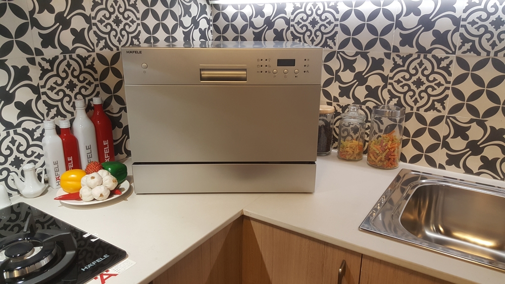 Máy rửa bát 6 bộ có thiết kế đẹp và nhiều tính năng