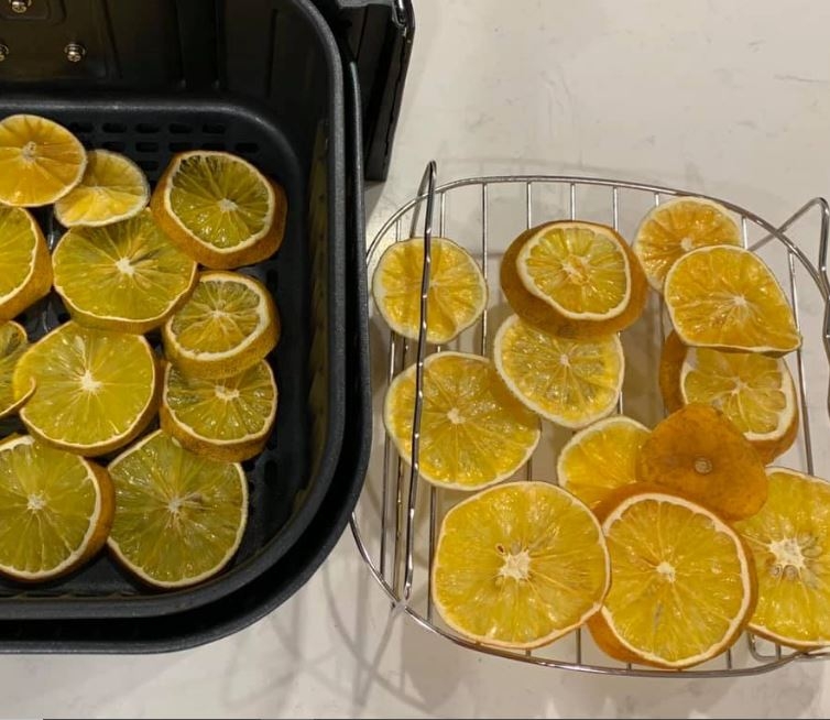 Cách dùng nồi chiên không dầu sấy trái cây (Ảnh 5)