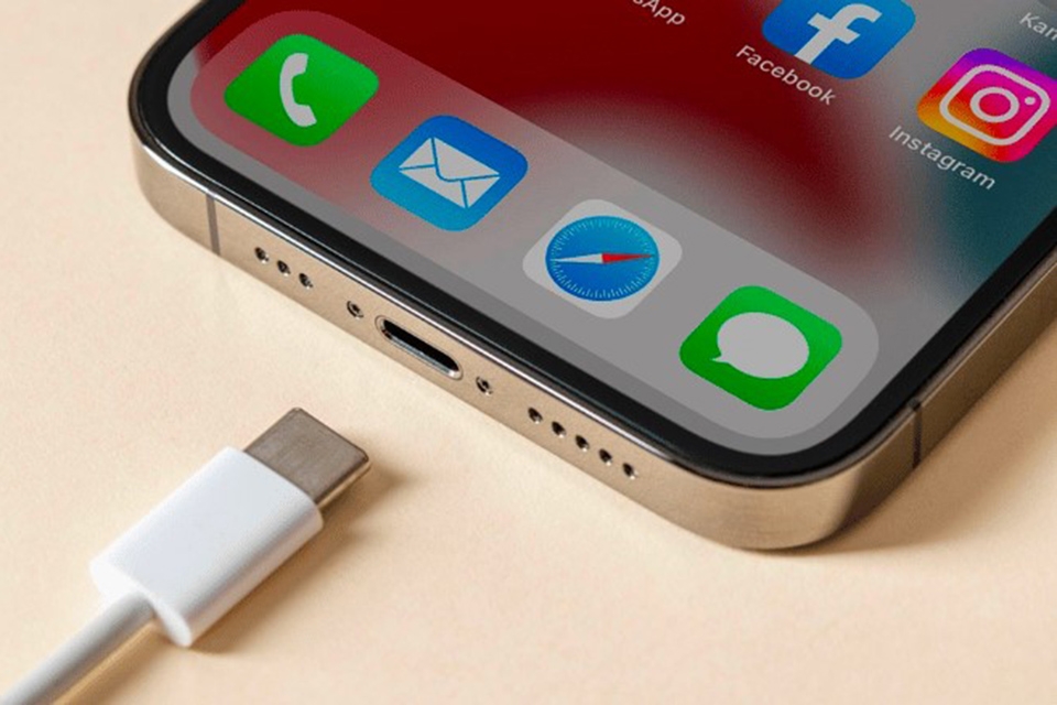 ​​Đánh giá iPhone 15 Pro Max 20