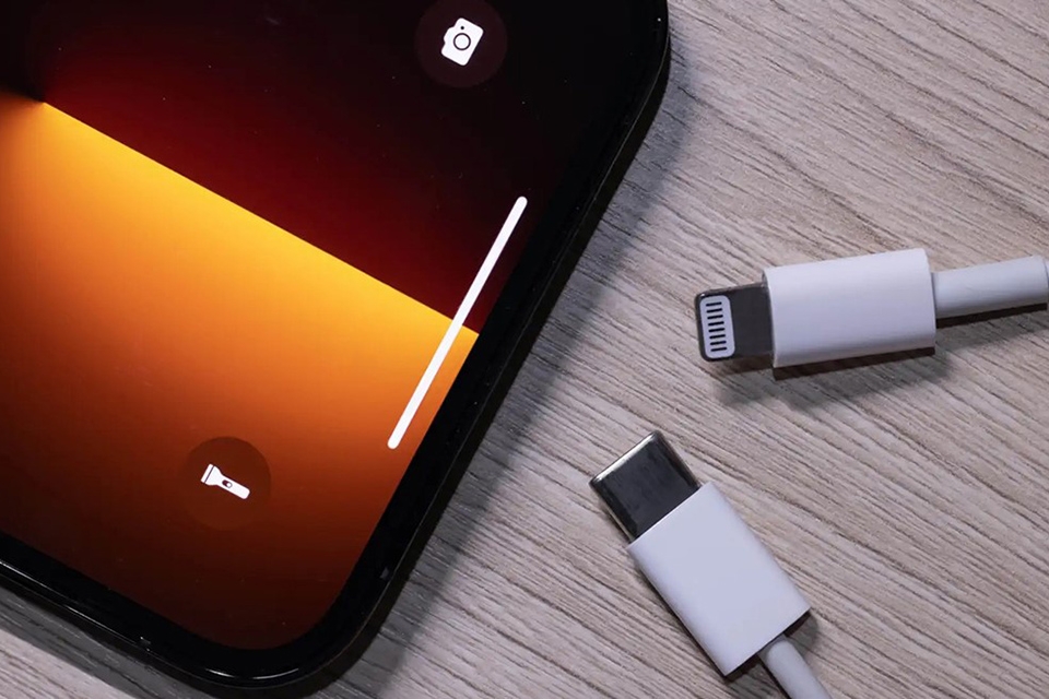 Đánh giá iPhone 15 Pro Max 12