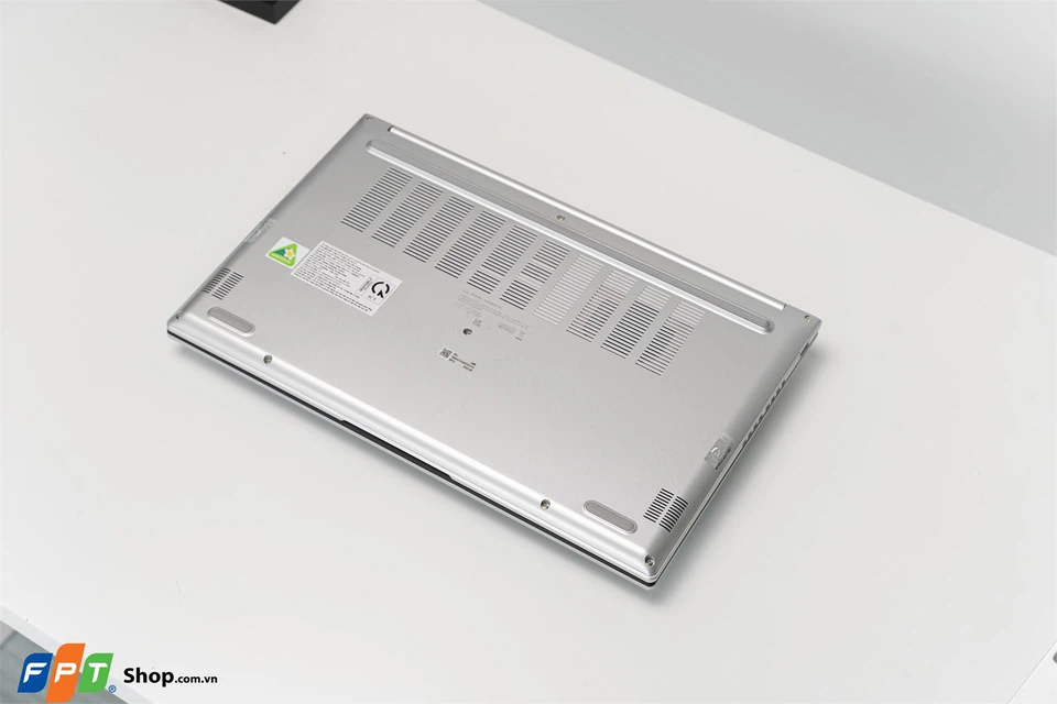 Asus Vivobook A1503ZA-L1139W