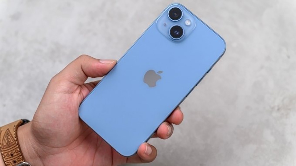 So sánh iPhone 15 và iPhone 14 (ảnh 7)