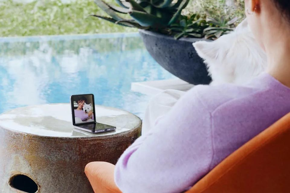 OPPO Find N2 Flip - Không chỉ là chiếc smartphone gập thú vị, mà còn là một món phụ kiện thời trang