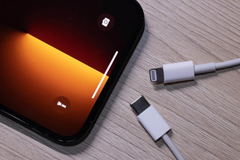 So sánh iPhone 15 và iPhone 14 Pro Max (ảnh 6)