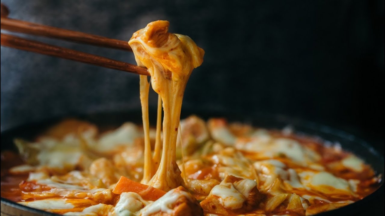 Thành phẩm gà phô mai bánh gạo không cần lò nướng nóng hổi thơm phức