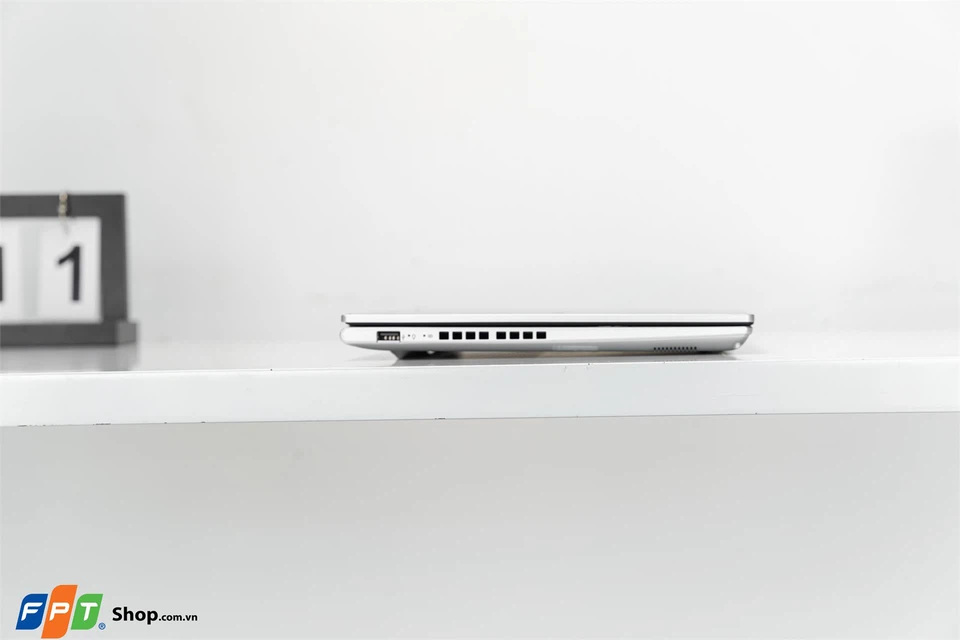Asus Vivobook M1503QA-L1026W