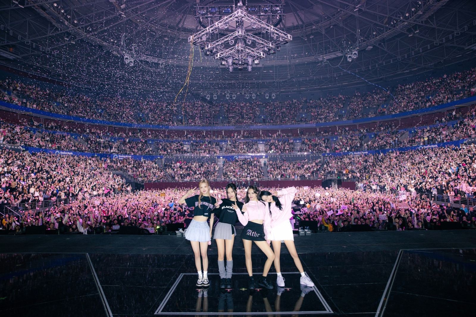 BlackPink đã gọi Fan Việt: Giá vé bao nhiêu? Cần chuẩn bị gì khi đi concert BlackPink tại Việt Nam?