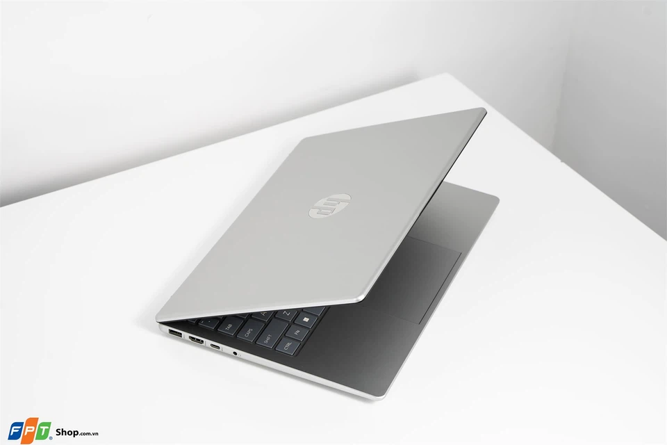 HP 14s-em0078AU