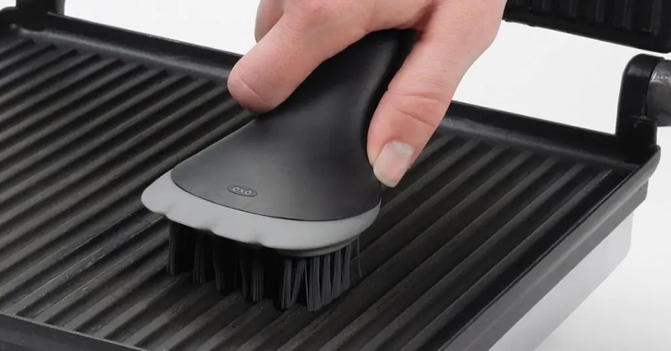 Cách vệ sinh bếp nướng điện