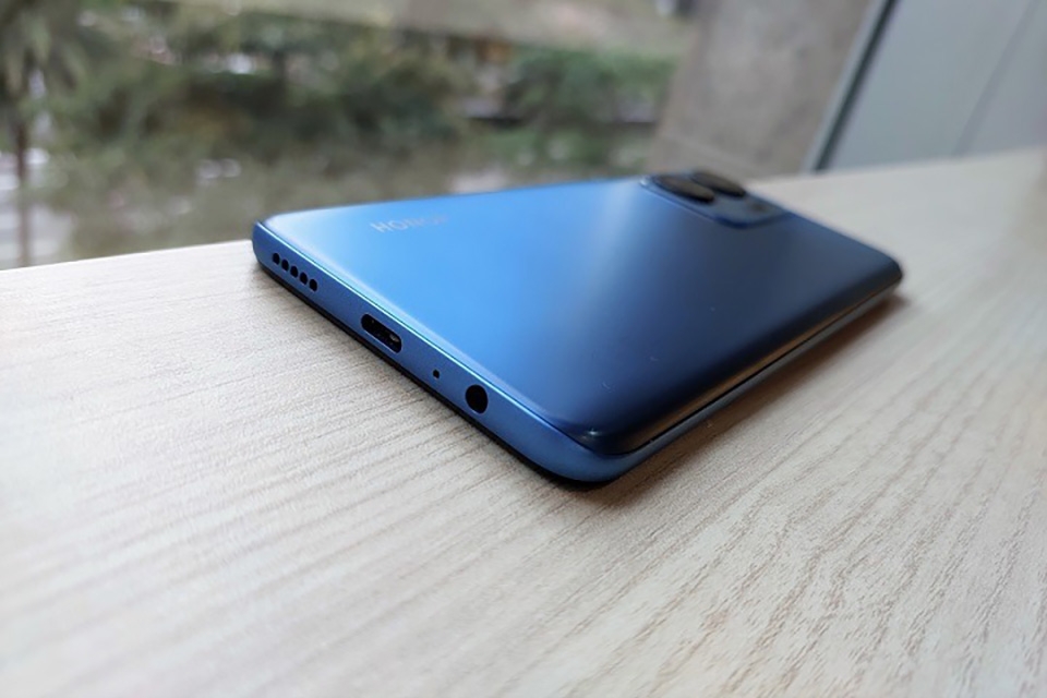 Trên tay Honor X7a (ảnh 3)