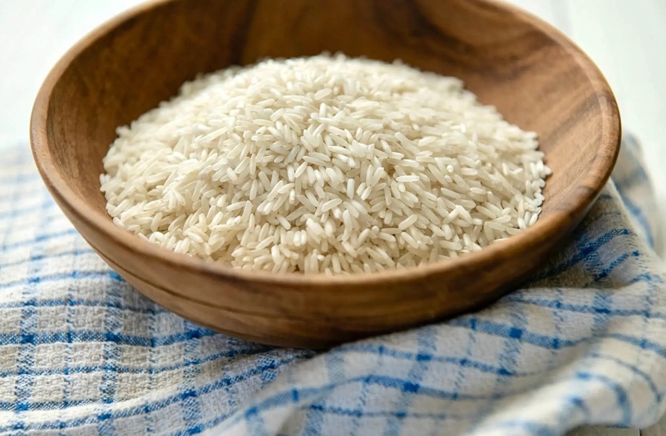 Cách nấu cơm bằng nồi lẩu điện - Ảnh 02