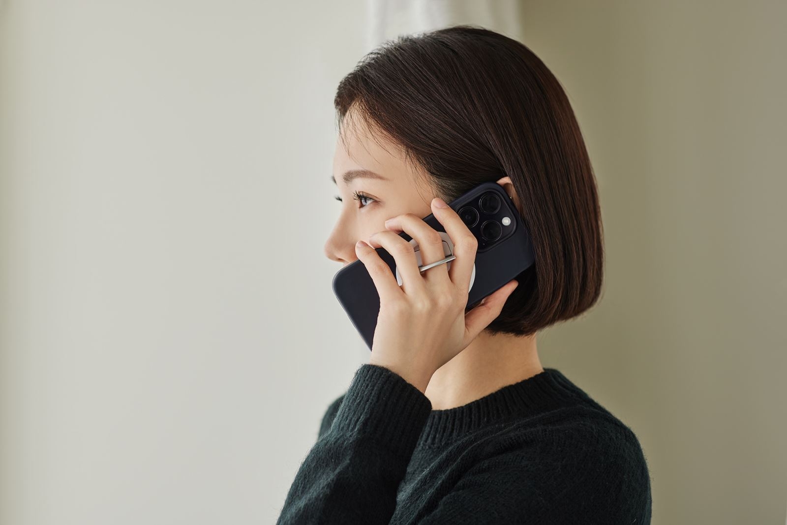 Biến iPhone thành webcam MacBook nhờ giá đỡ tiện lợi