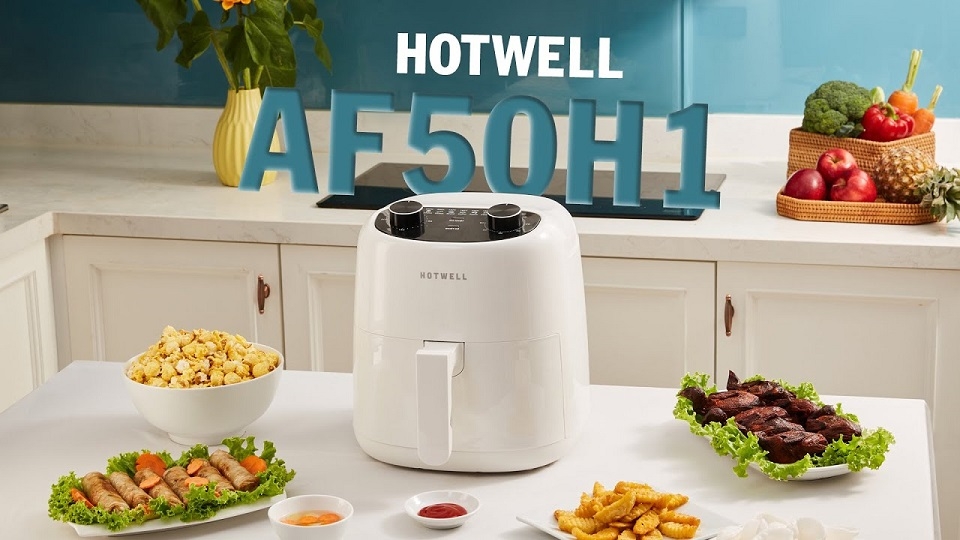 Nồi chiên không dầu màu trắng Hotwell 5 lít AF50H1