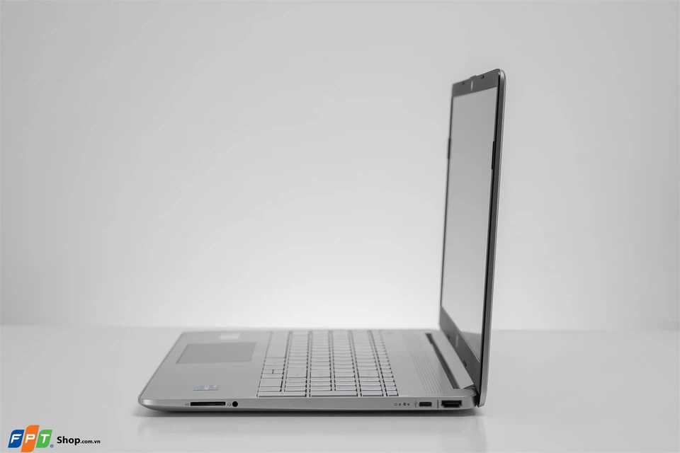 HP 15s fq2712TU