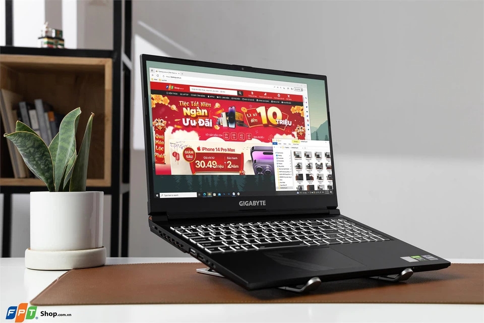 Laptop Gigabyte cho sinh viên cơ điện tử