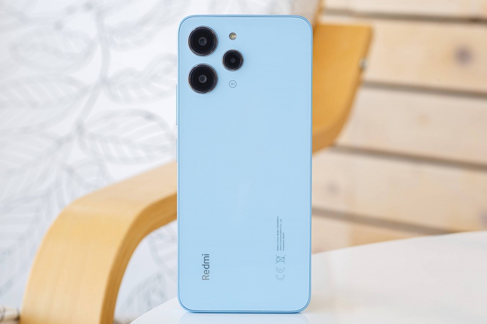 Xiaomi Redmi 12 - Ảnh 02