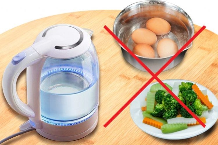 Cách sử dụng ấm siêu tốc đúng: Không sử dụng ấm siêu tốc để nấu ăn