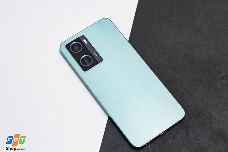 Điện thoại OPPO pin trâu sạc nhanh (Ảnh 1)