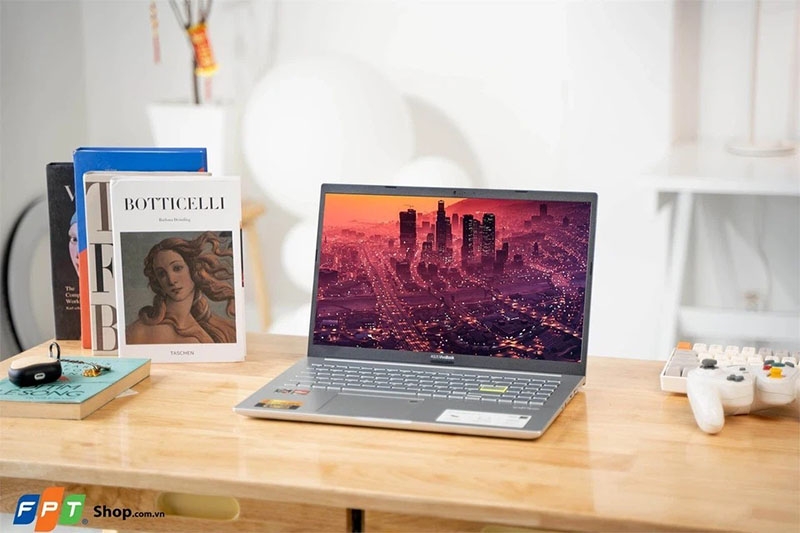 Laptop có bàn phím số cho sinh viên (Ảnh 5)