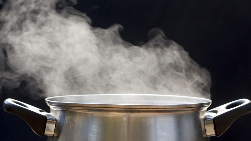 Nước sôi ở nhiệt độ nào?