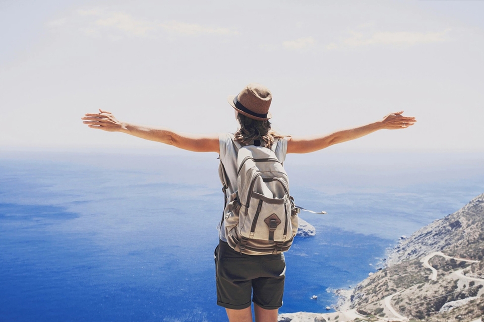 Khi cả gia đình đi nghỉ mát nên rút điện máy lọc nước