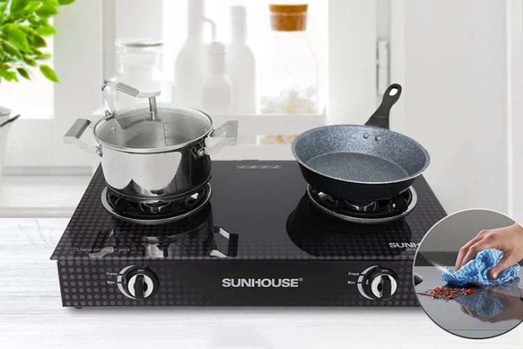 Bếp ga dương kính Sunhouse SHB3366MT