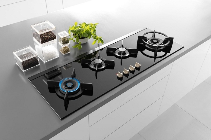 Nhắc đến bếp ga Teka, bạn sẽ nghĩ ngay đến các dòng bếp ga âm cao cấp, đa năng