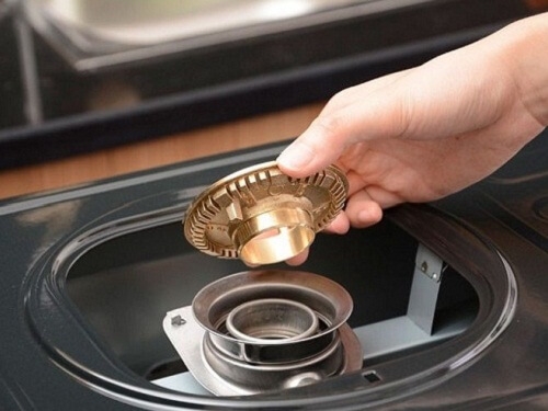 Cách vệ sinh đầu đốt bếp ga (Ảnh 2)