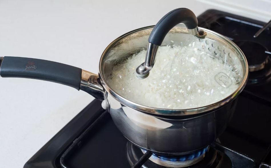 cách nấu cơm bằng bếp ga