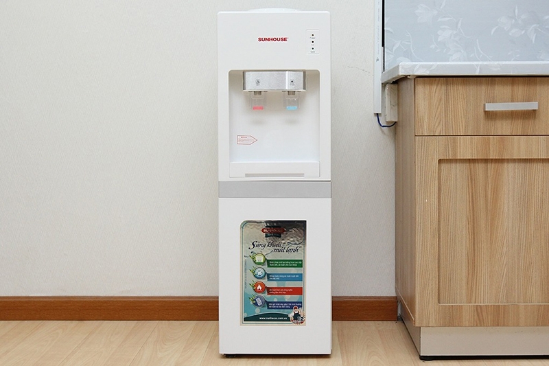 So sánh cây nước nóng lạnh Kangaroo và Sunhouse (Hình 1)