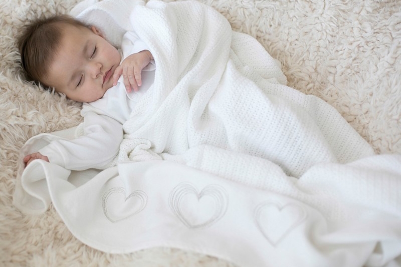 Cách sử dụng đèn sưởi cho trẻ sơ sinh (Hình 5)