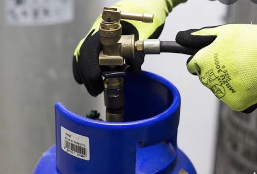 Bếp ga lửa đỏ