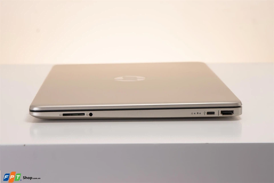 HP 15s fq2711TU