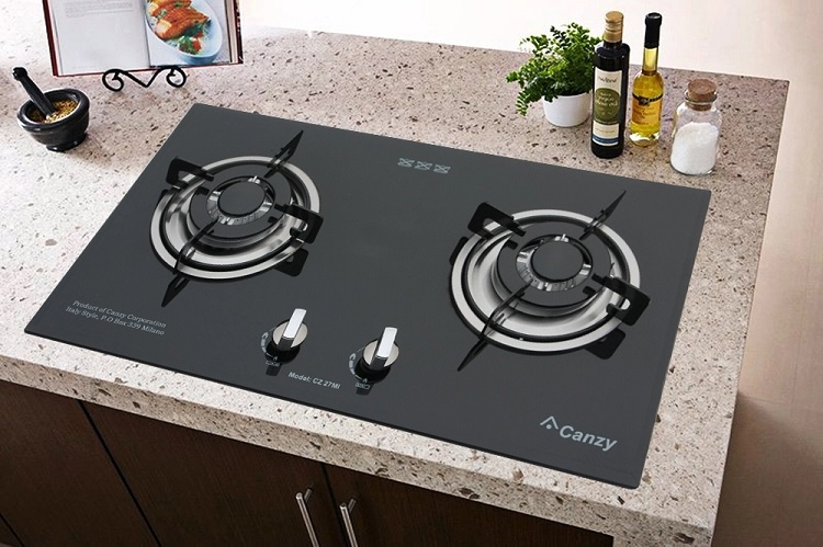 Nên thay bếp ga mới nếu bếp đã quá cũ