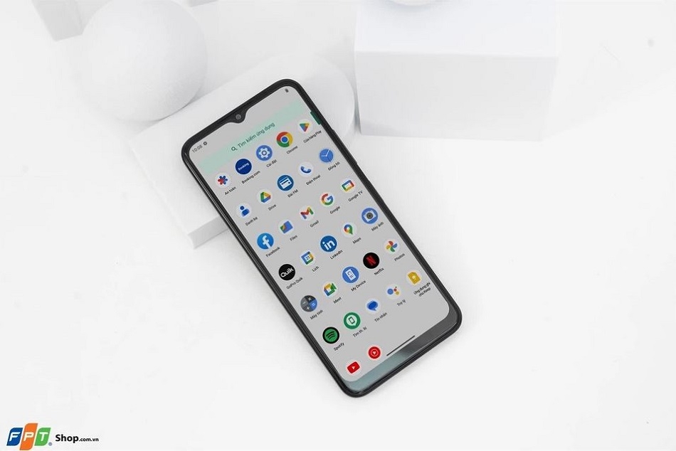 trên tay Nokia C32