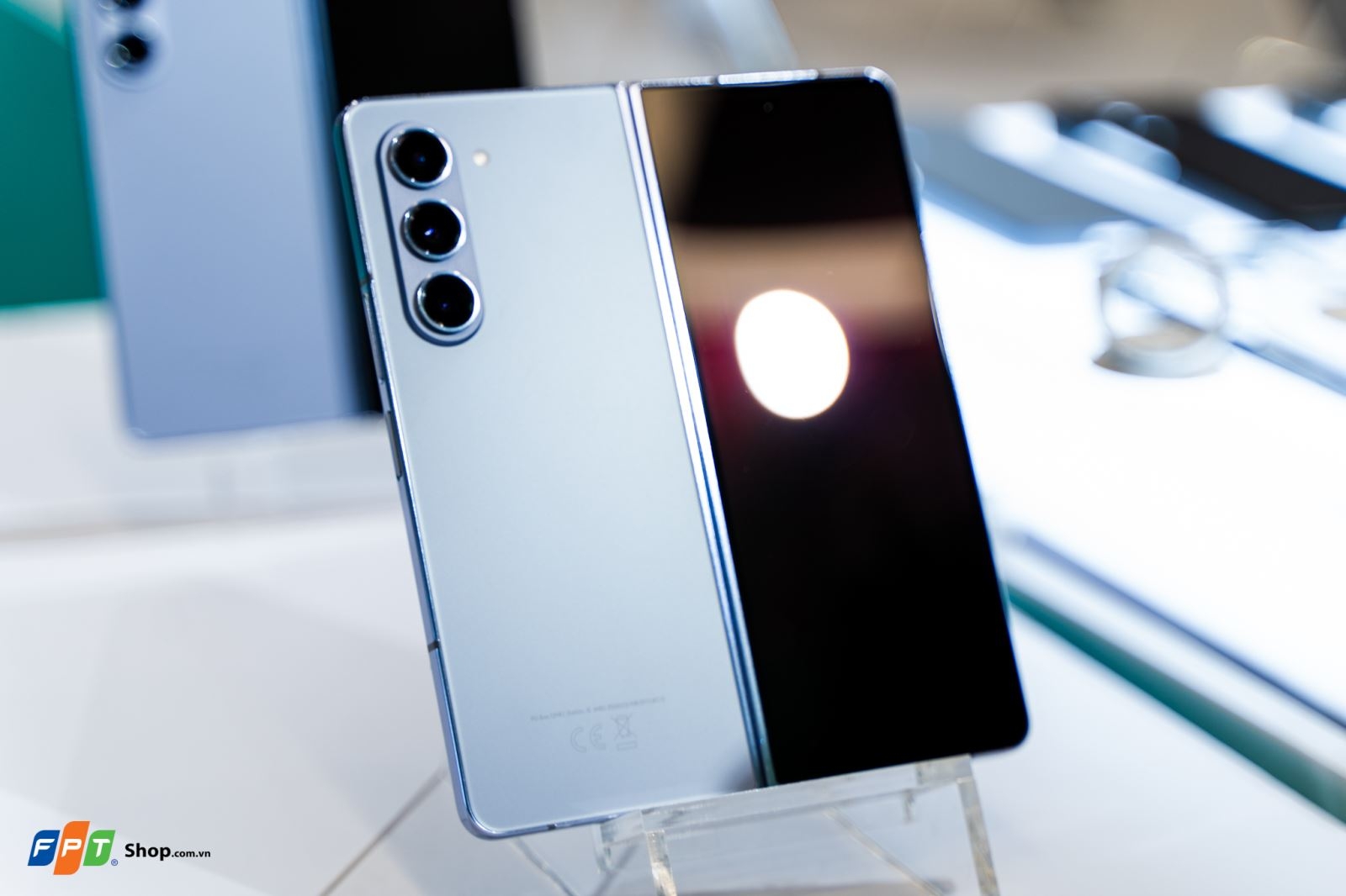 Trên tay Samsung Galaxy Z Fold5: Chiếc Fold mỏng gọn nhất từ trước đến nay
