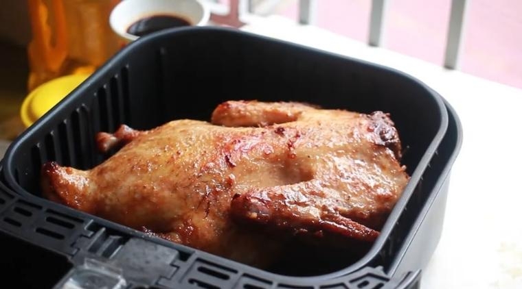 Cách làm vịt quay bằng nồi chiên không dầu (Ảnh 5)
