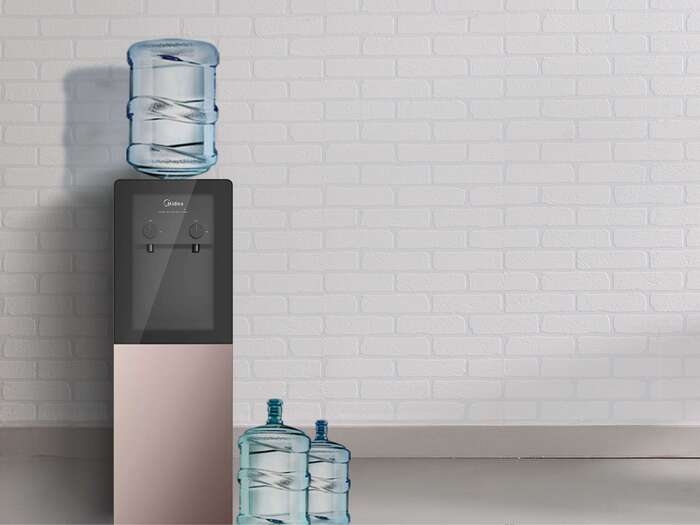 Cây nước nóng lạnh Midea sở hữu kiểu dáng tinh tế, đa chức năng và tiện nghi