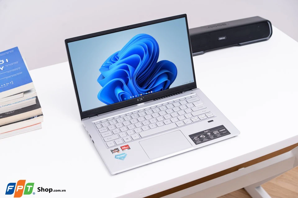 Laptop 14 inch mỏng nhẹ 2023 (Ảnh 1)