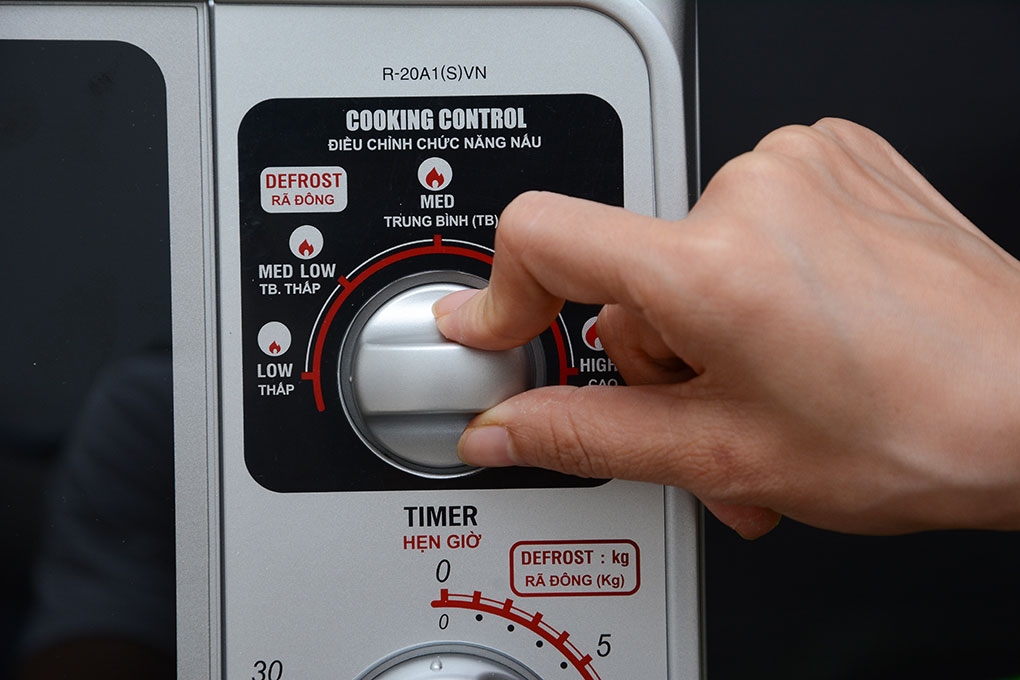 lò vi sóng Sharp không nóng