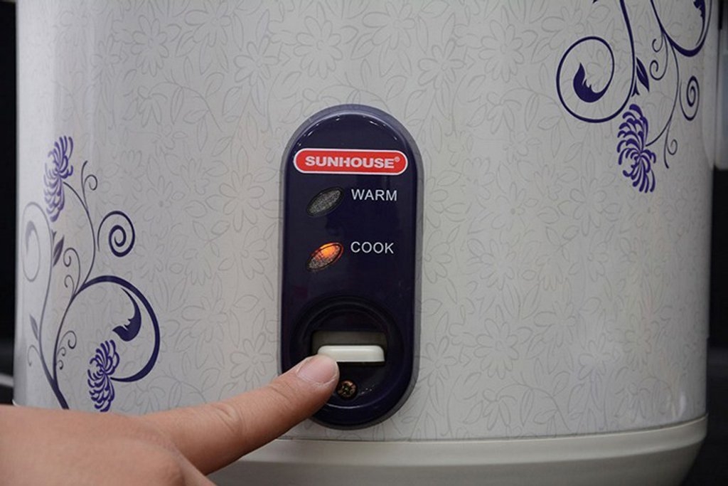 Cách nấu cơm gà bằng nồi cơm điện