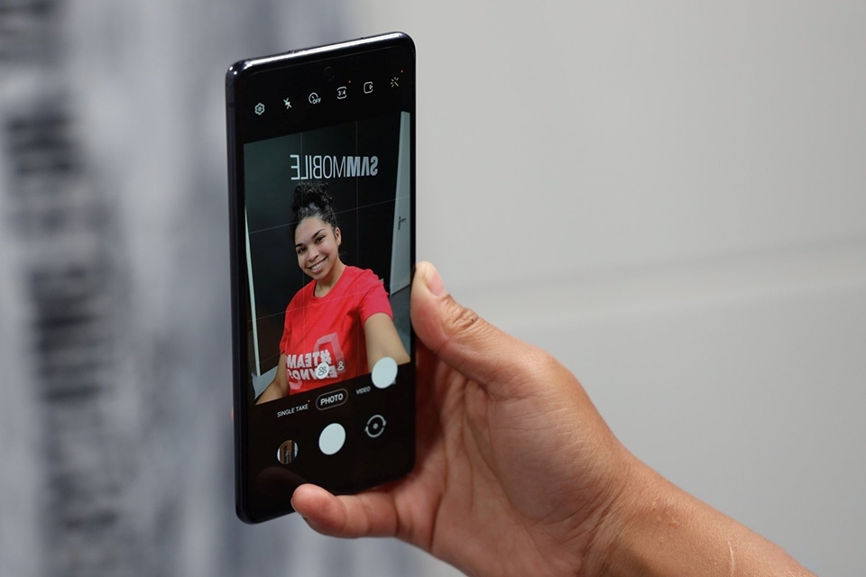 Samsung Galaxy S23 FE sẽ có camera selfie cao cấp