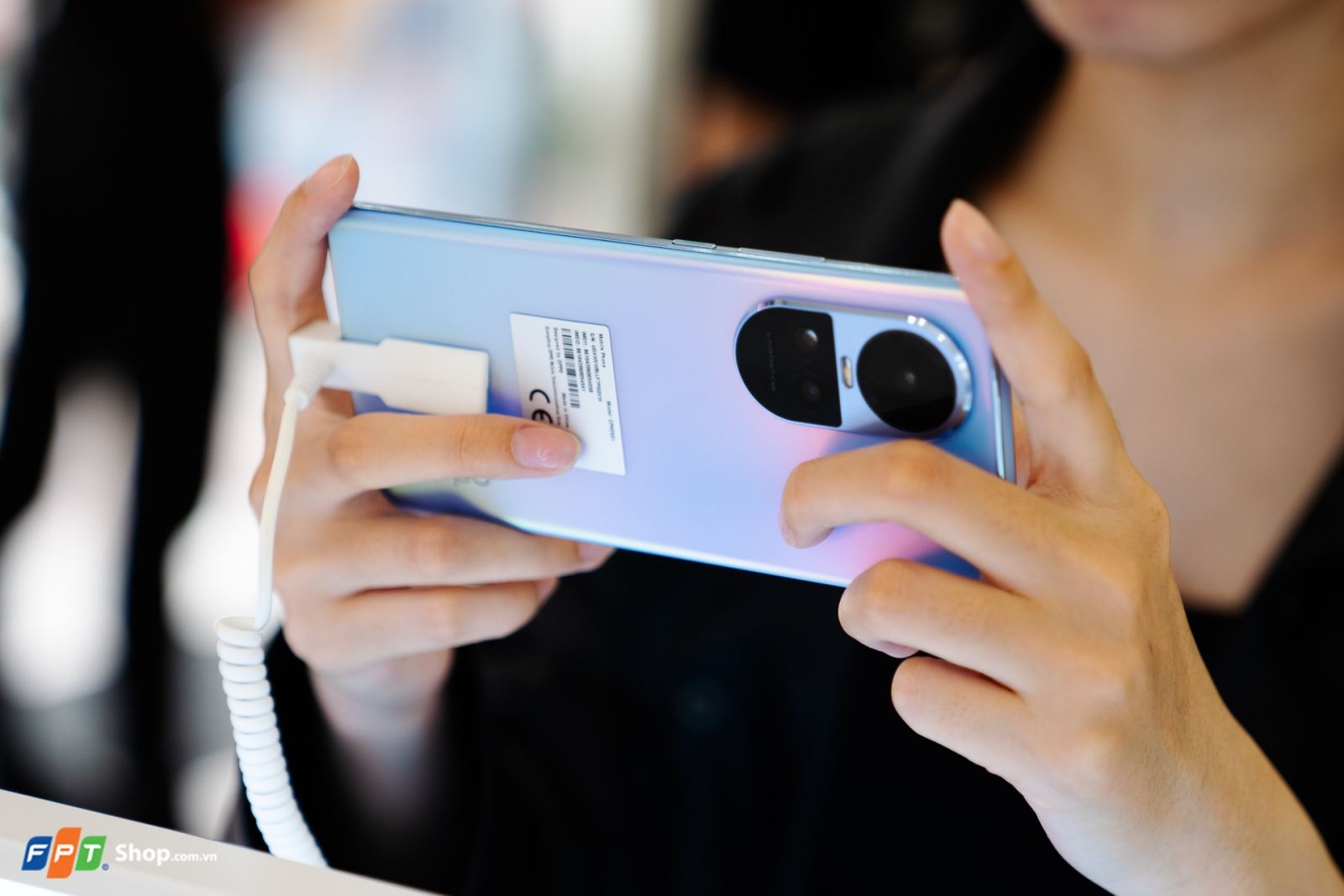 OPPO Reno10 5G 256GB chỉ còn 1 ngày đặt trước, đặt ngay để rước ngay bộ quà cực cool!