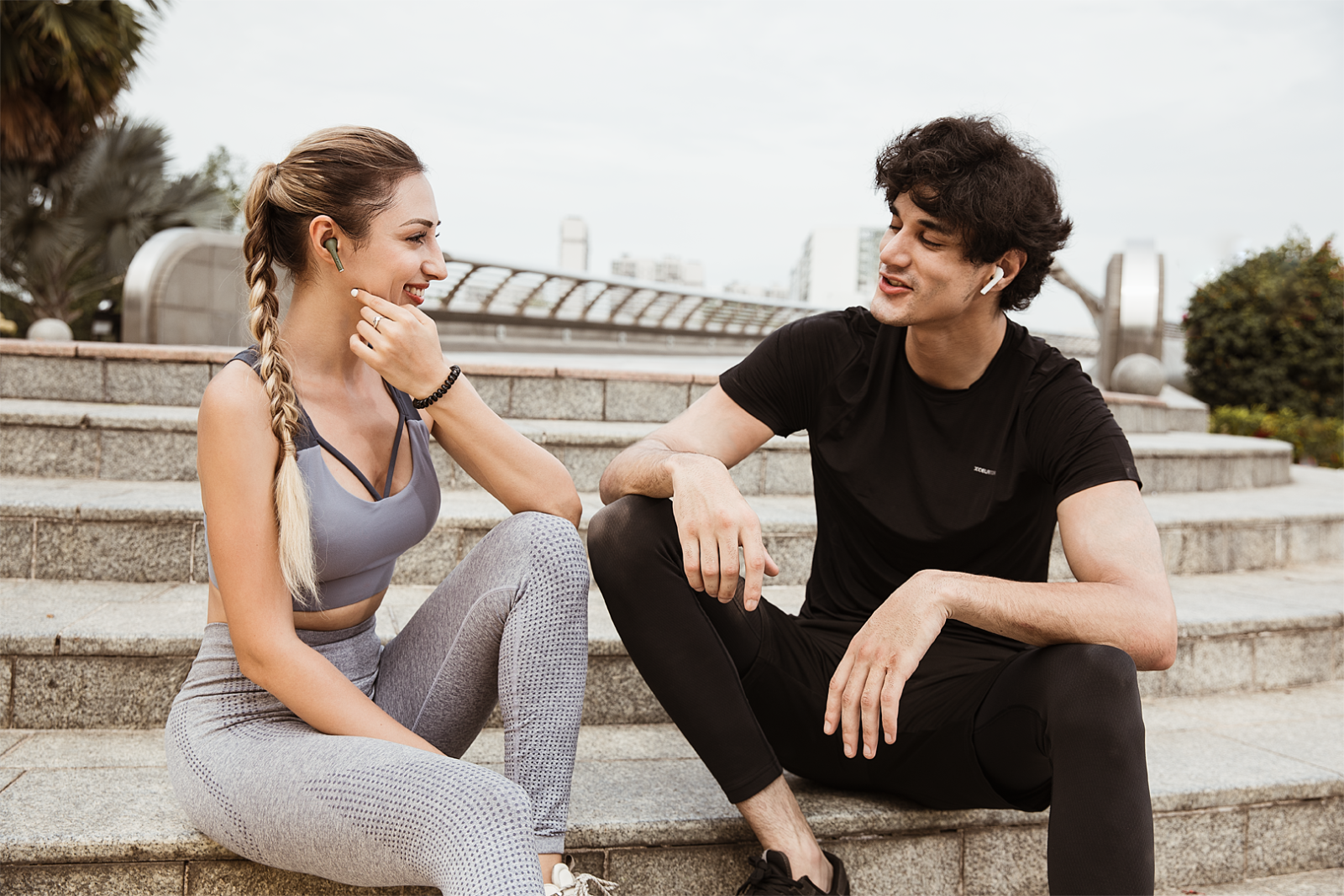 Defunc là thương hiệu nước nào? Tai nghe Defunc có tốt không?