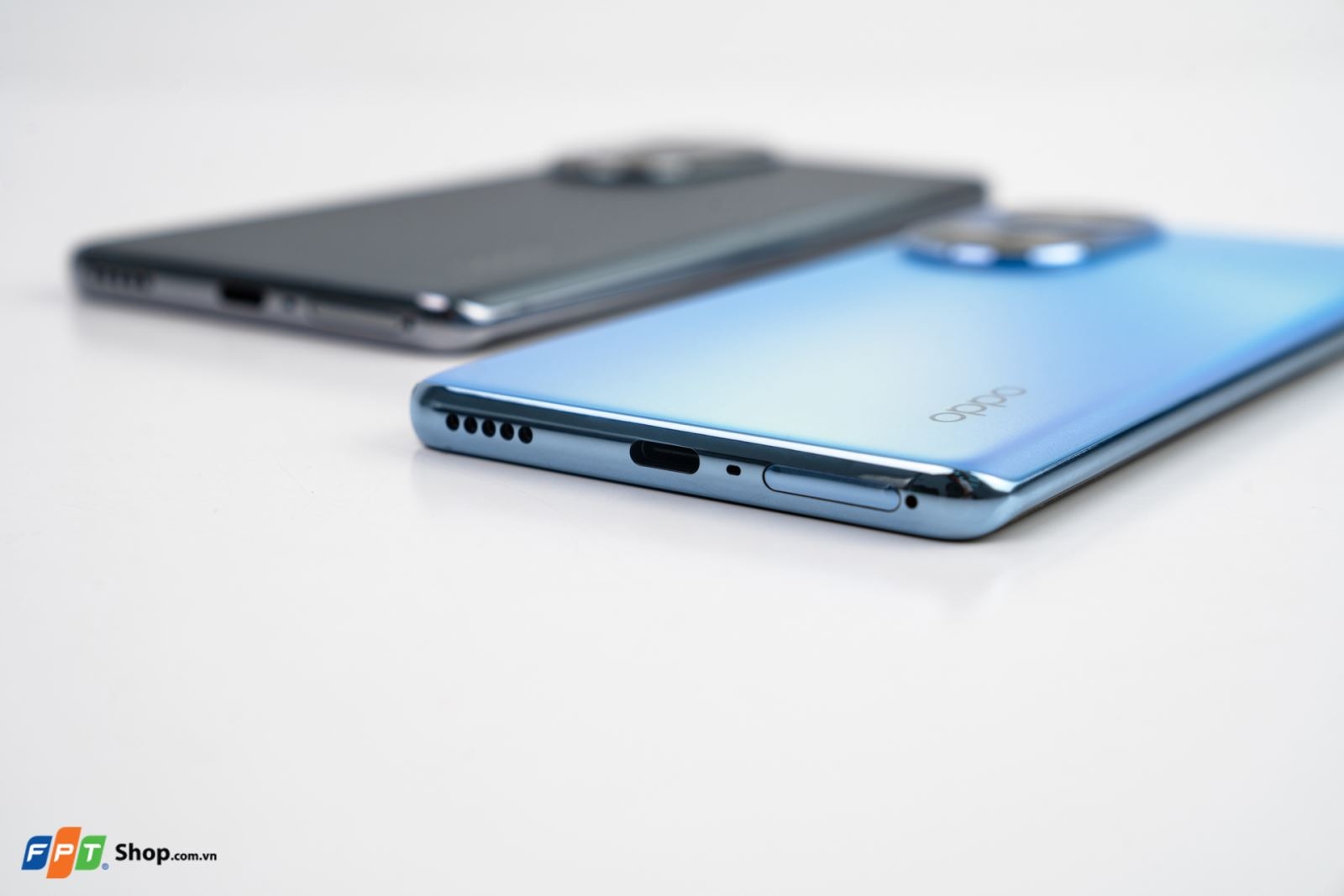 Cuộc sống trở nên tiện lợi hơn với bộ đôi “sạc nhanh - pin khủng” từ OPPO Reno10 5G