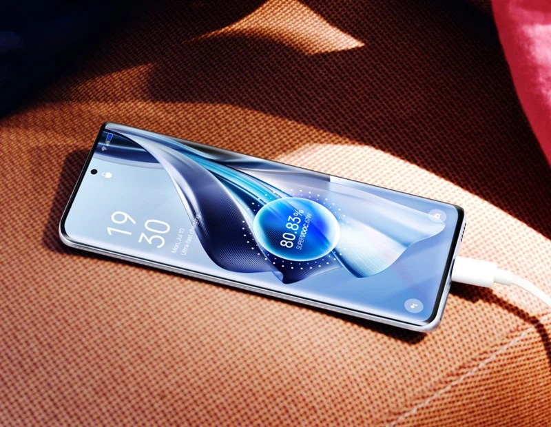 Cuộc sống trở nên tiện lợi hơn với bộ đôi “sạc nhanh - pin khủng” từ OPPO Reno10 5G