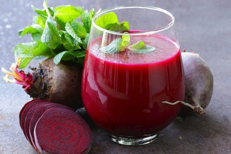 Cách làm nước ép củ dền bằng máy xay sinh tố (Hình 7)